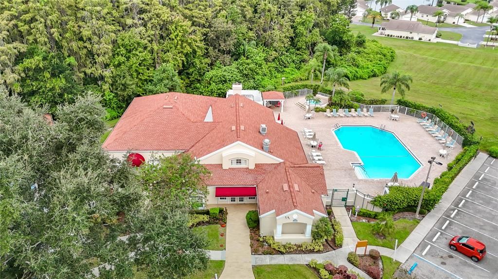 For Sale: $139,500 (2 beds, 1 baths, 925 Square Feet)
