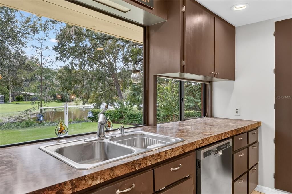 En Venta: $445,000 (3 camas, 2 baños, 1829 Pies cuadrados)