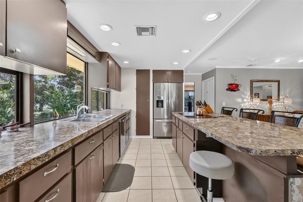 En Venta: $445,000 (3 camas, 2 baños, 1829 Pies cuadrados)