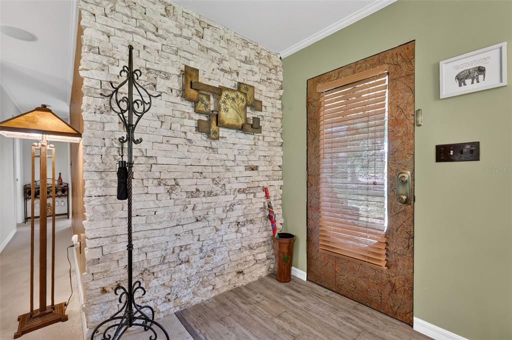 En Venta: $445,000 (3 camas, 2 baños, 1829 Pies cuadrados)