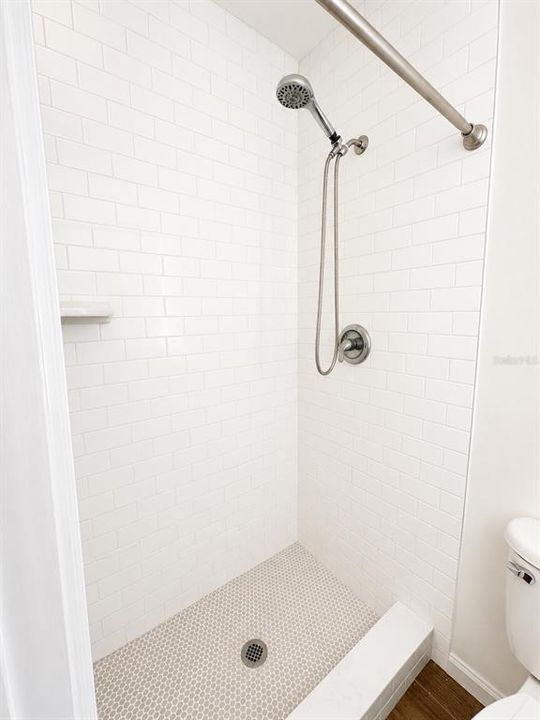 For Sale: $319,900 (4 beds, 2 baths, 1392 Square Feet)
