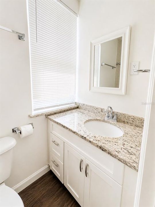 For Sale: $319,900 (4 beds, 2 baths, 1392 Square Feet)