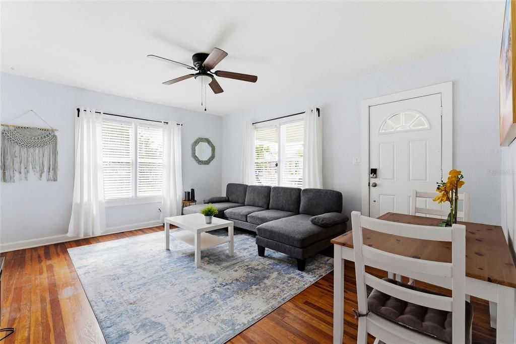 For Sale: $319,900 (4 beds, 2 baths, 1392 Square Feet)