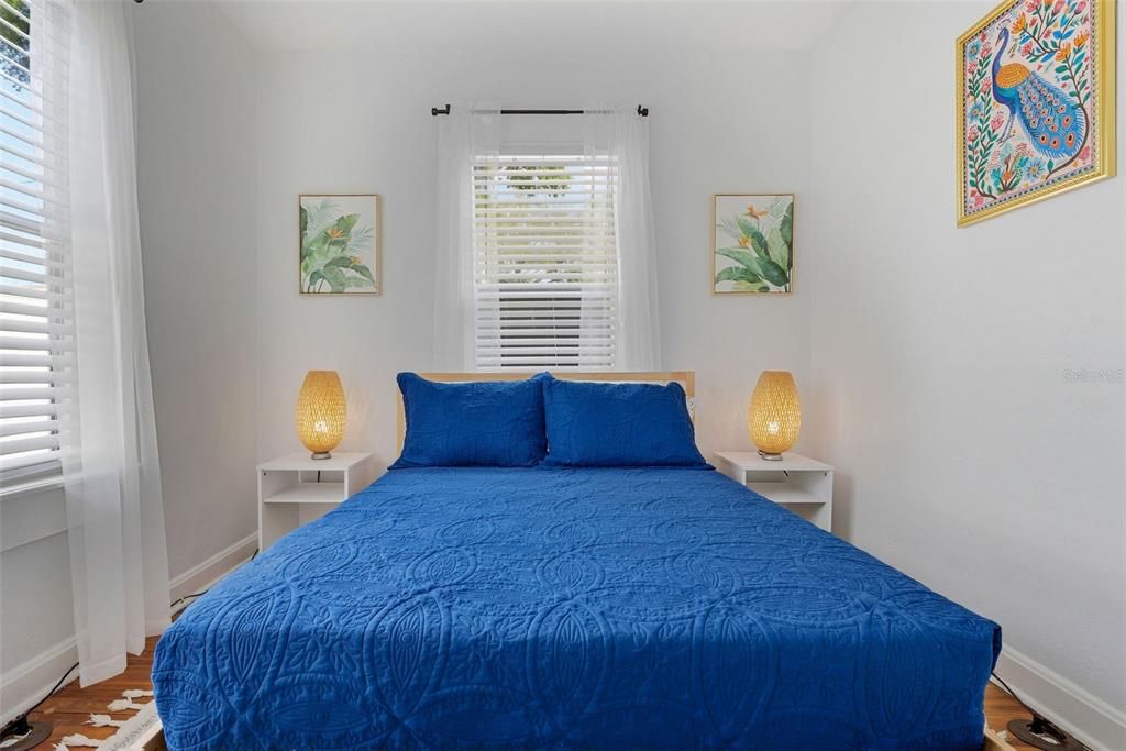 For Sale: $319,900 (4 beds, 2 baths, 1392 Square Feet)