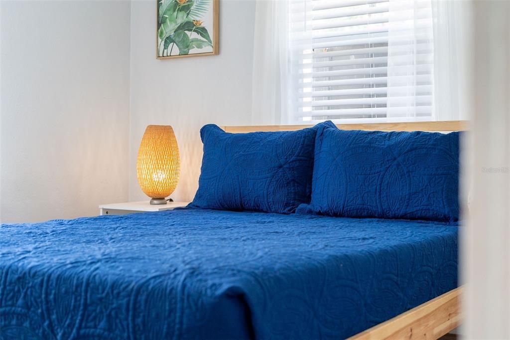 For Sale: $319,900 (4 beds, 2 baths, 1392 Square Feet)