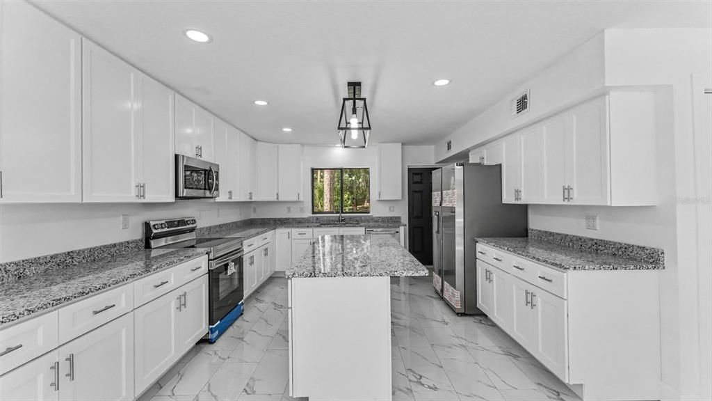 For Sale: $545,000 (5 beds, 2 baths, 2444 Square Feet)