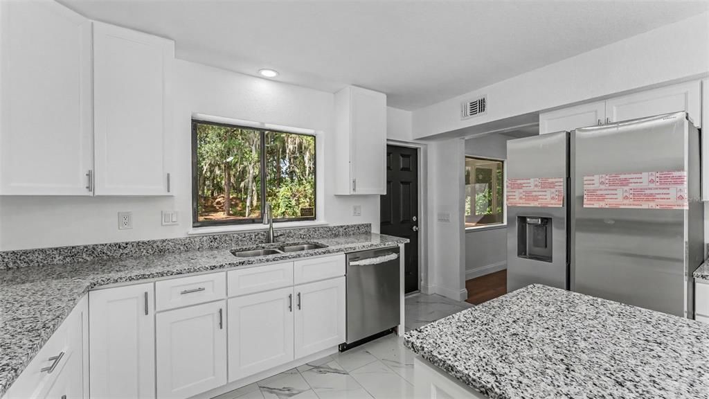 For Sale: $545,000 (5 beds, 2 baths, 2444 Square Feet)