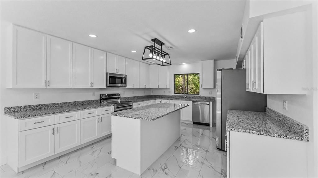 For Sale: $545,000 (5 beds, 2 baths, 2444 Square Feet)