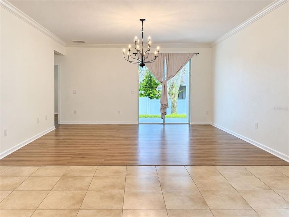 For Rent: $2,100 (3 beds, 2 baths, 2000 Square Feet)