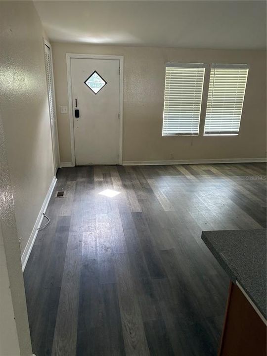 En Renta: $1,650 (2 camas, 1 baños, 900 Pies cuadrados)