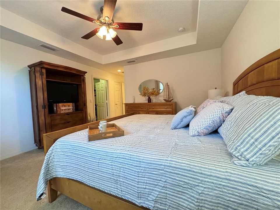 En Venta: $339,000 (3 camas, 2 baños, 1381 Pies cuadrados)