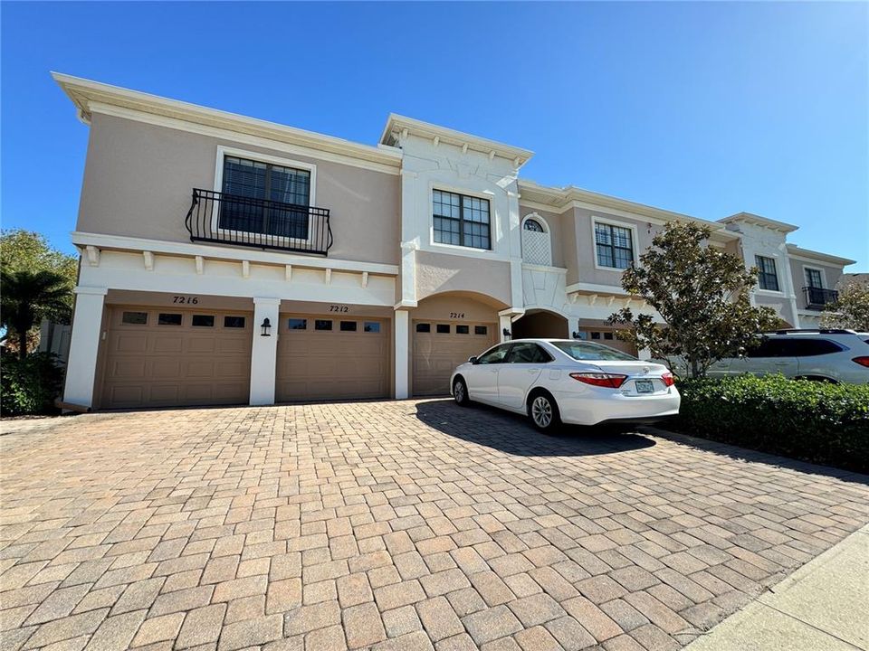 En Venta: $339,000 (3 camas, 2 baños, 1381 Pies cuadrados)