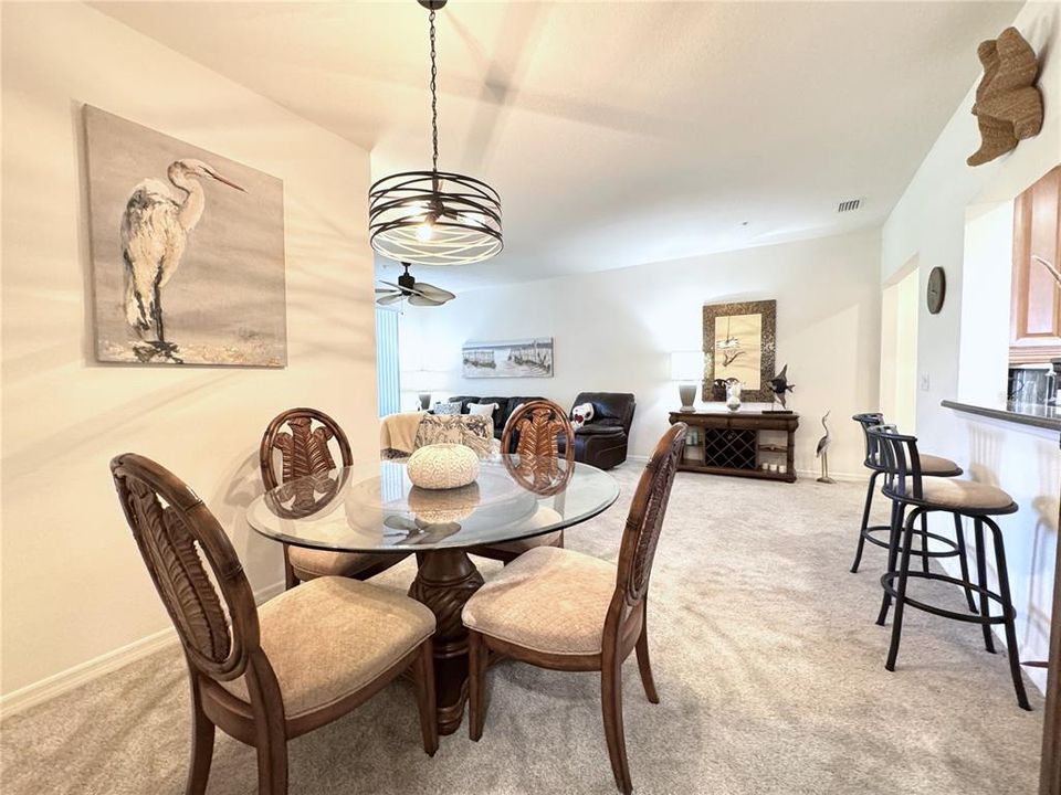 En Venta: $339,000 (3 camas, 2 baños, 1381 Pies cuadrados)
