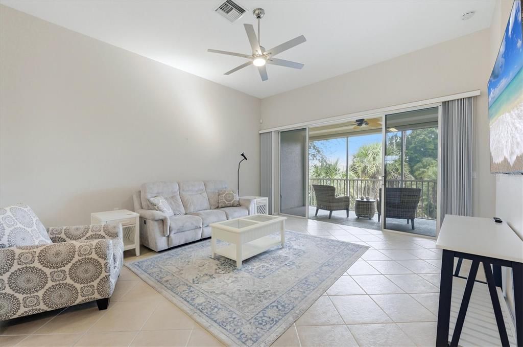 For Sale: $269,000 (3 beds, 2 baths, 1623 Square Feet)