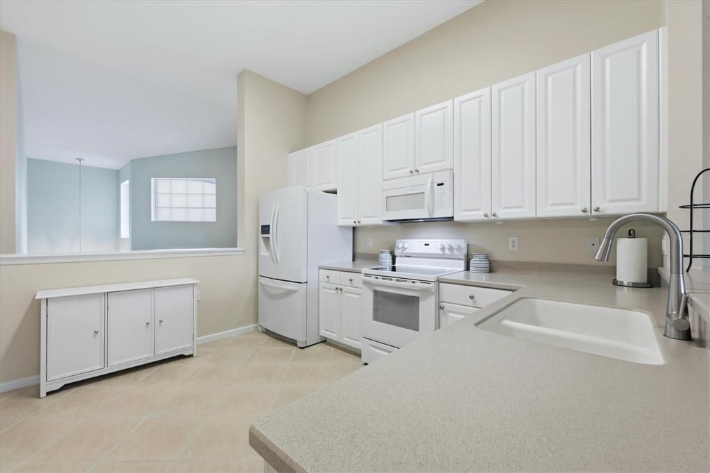For Sale: $269,000 (3 beds, 2 baths, 1623 Square Feet)
