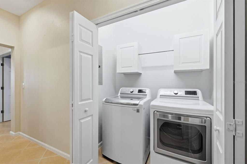 For Sale: $269,000 (3 beds, 2 baths, 1623 Square Feet)