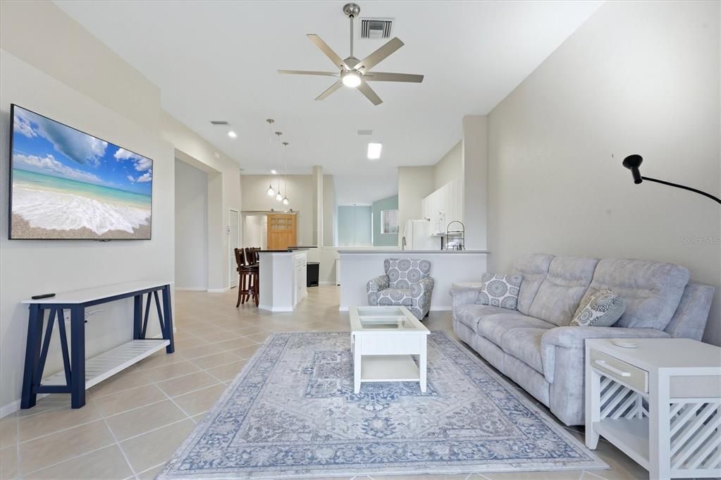 For Sale: $269,000 (3 beds, 2 baths, 1623 Square Feet)