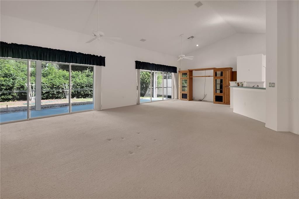 For Sale: $385,000 (4 beds, 2 baths, 2448 Square Feet)