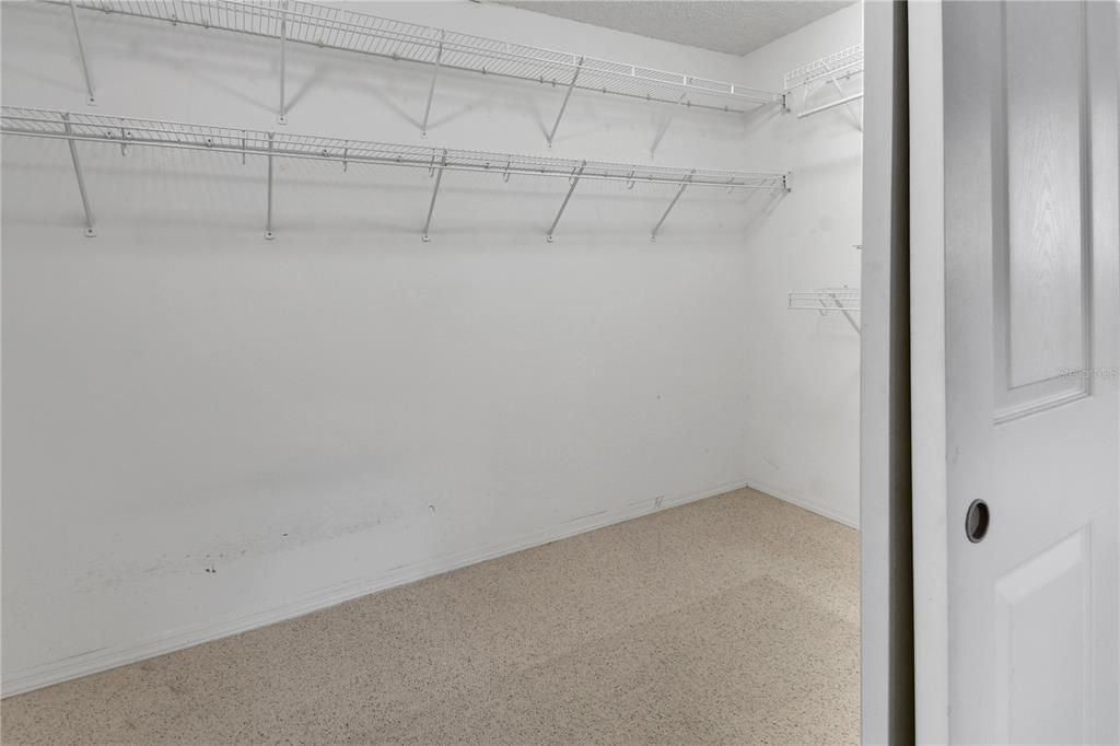 For Sale: $385,000 (4 beds, 2 baths, 2448 Square Feet)