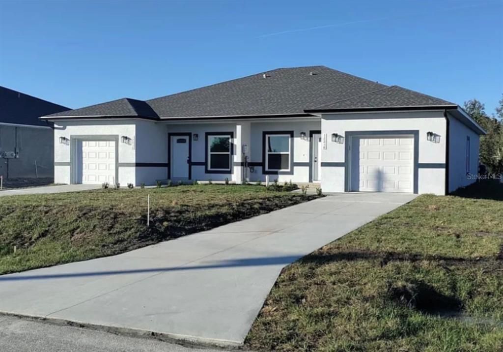 For Sale: $530,000 (6 beds, 0 baths, 2413 Square Feet)