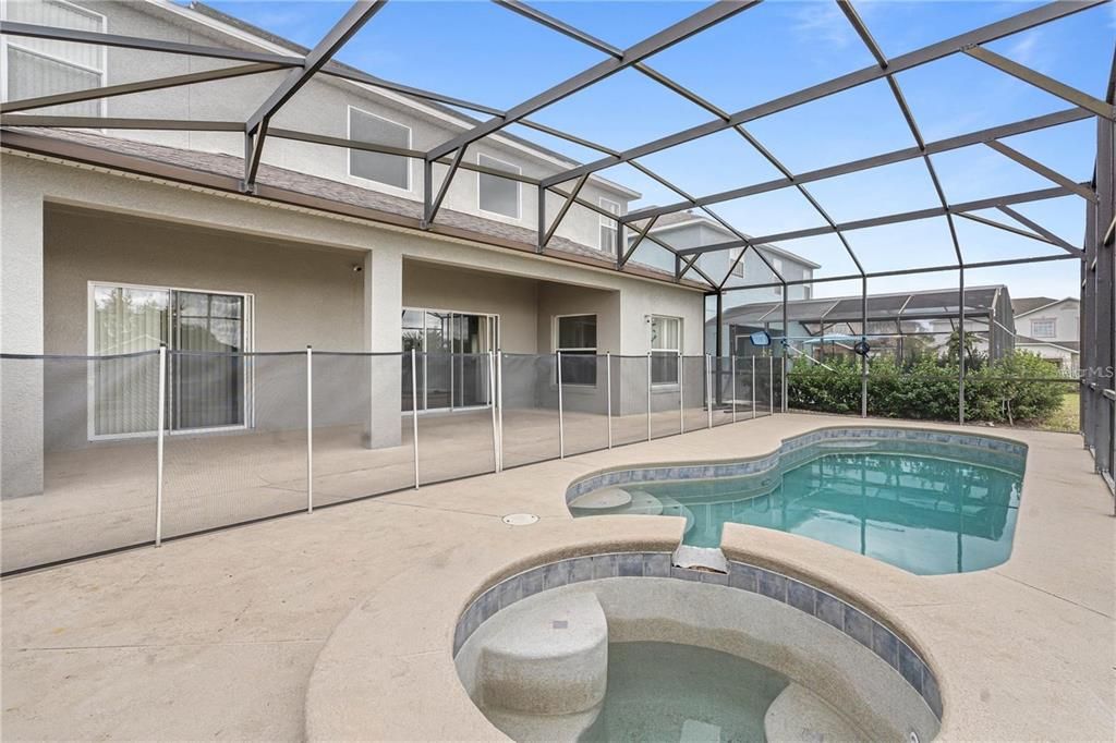For Sale: $489,890 (5 beds, 4 baths, 2451 Square Feet)