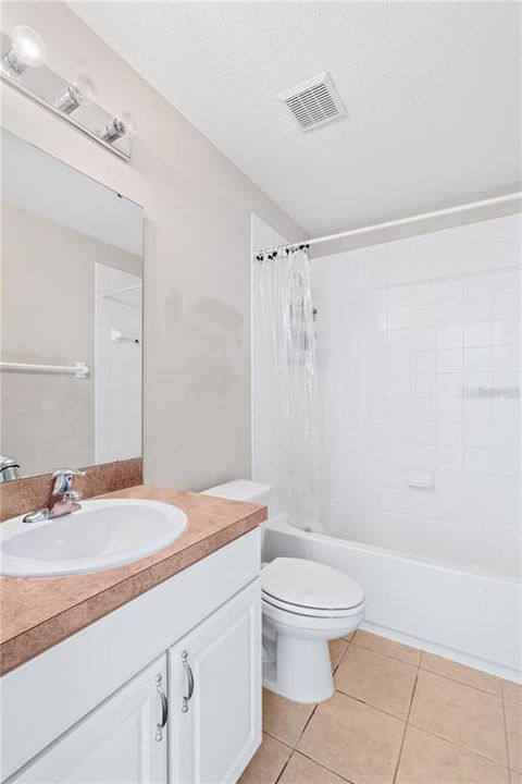For Sale: $489,890 (5 beds, 4 baths, 2451 Square Feet)