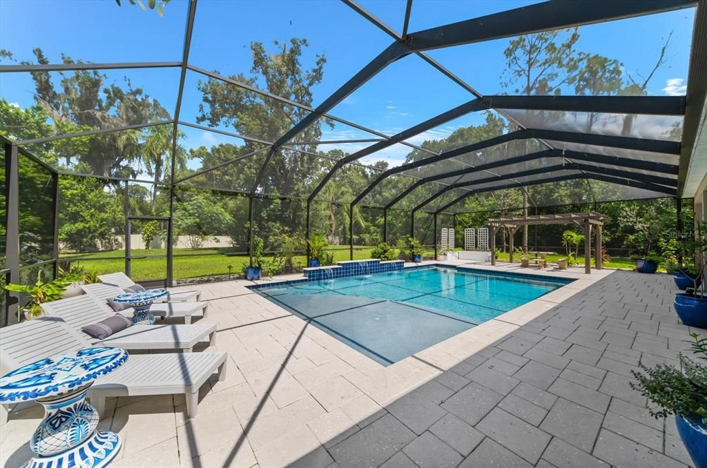 For Sale: $1,600,000 (6 beds, 5 baths, 5171 Square Feet)
