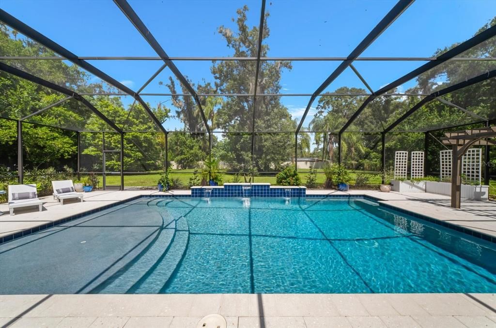 For Sale: $1,600,000 (6 beds, 5 baths, 5171 Square Feet)