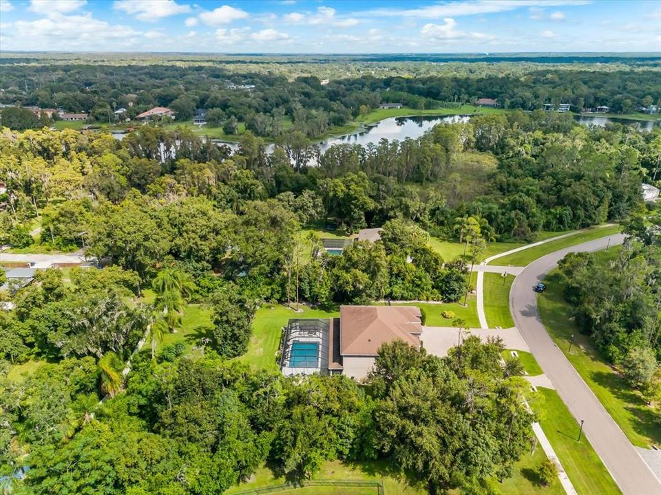 For Sale: $1,600,000 (6 beds, 5 baths, 5171 Square Feet)