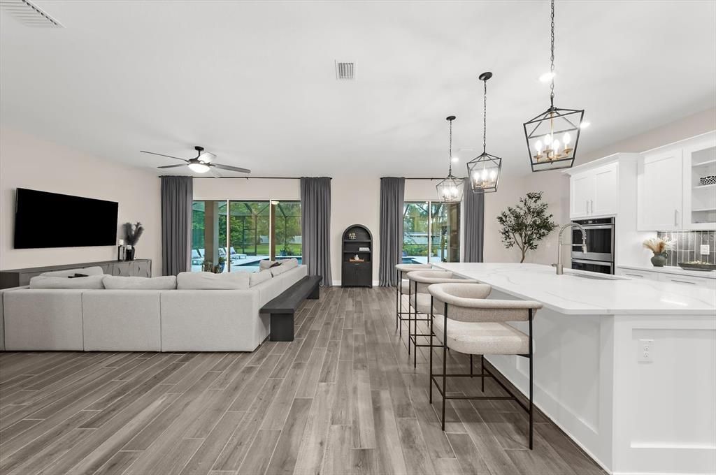 For Sale: $1,600,000 (6 beds, 5 baths, 5171 Square Feet)