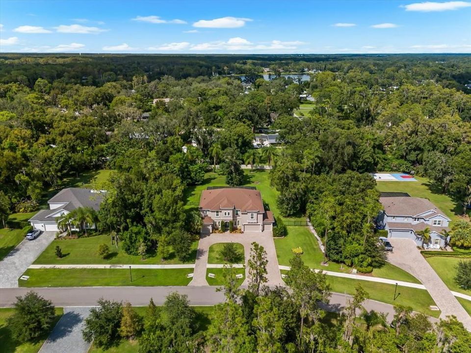 For Sale: $1,600,000 (6 beds, 5 baths, 5171 Square Feet)
