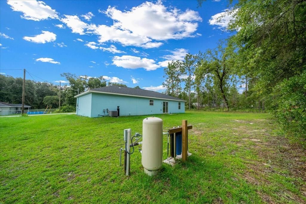 For Sale: $220,000 (3 beds, 2 baths, 1246 Square Feet)