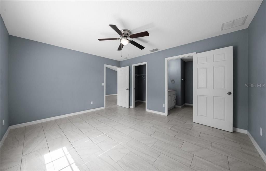 For Sale: $220,000 (3 beds, 2 baths, 1246 Square Feet)