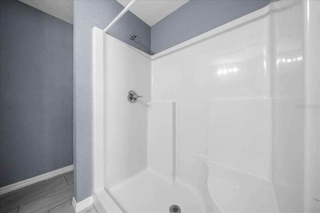 For Sale: $220,000 (3 beds, 2 baths, 1246 Square Feet)