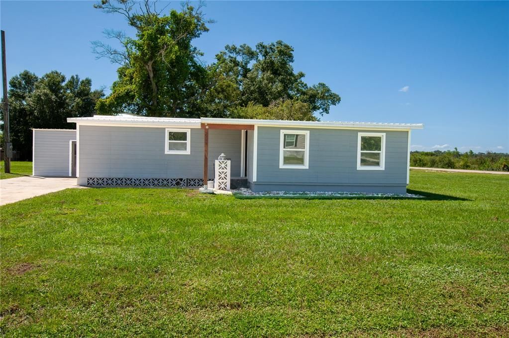 For Sale: $225,000 (3 beds, 2 baths, 1243 Square Feet)