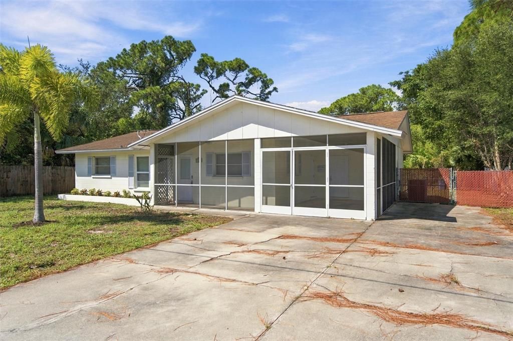 En Venta: $275,000 (2 camas, 2 baños, 1091 Pies cuadrados)