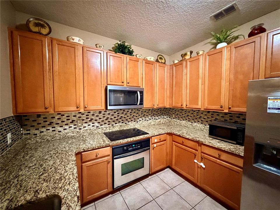 For Sale: $455,000 (4 beds, 2 baths, 2238 Square Feet)