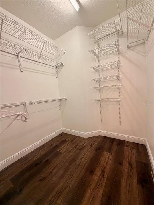 For Sale: $455,000 (4 beds, 2 baths, 2238 Square Feet)