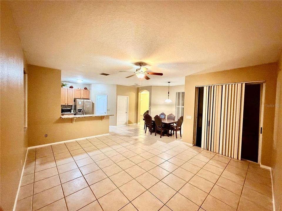 For Sale: $455,000 (4 beds, 2 baths, 2238 Square Feet)