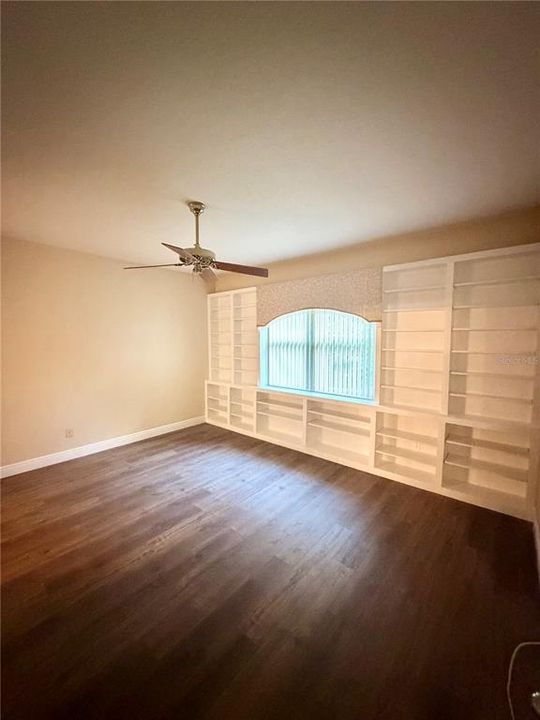 For Sale: $455,000 (4 beds, 2 baths, 2238 Square Feet)