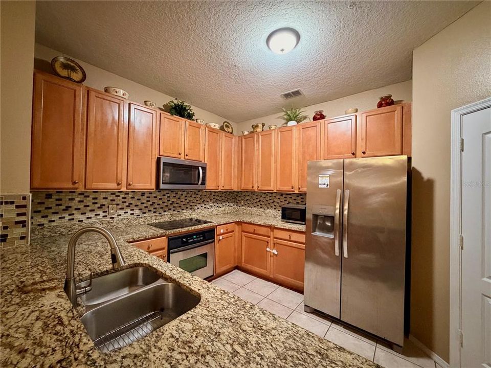 For Sale: $455,000 (4 beds, 2 baths, 2238 Square Feet)