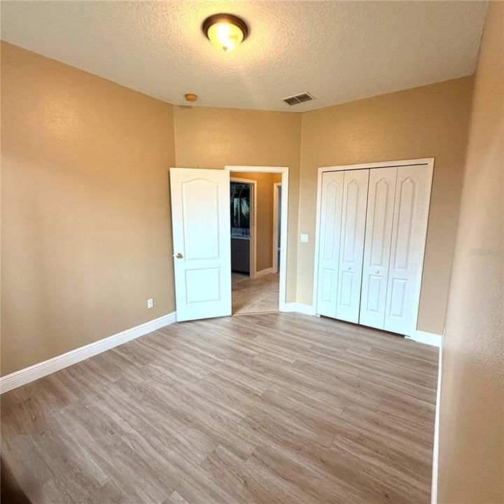 For Sale: $455,000 (4 beds, 2 baths, 2238 Square Feet)