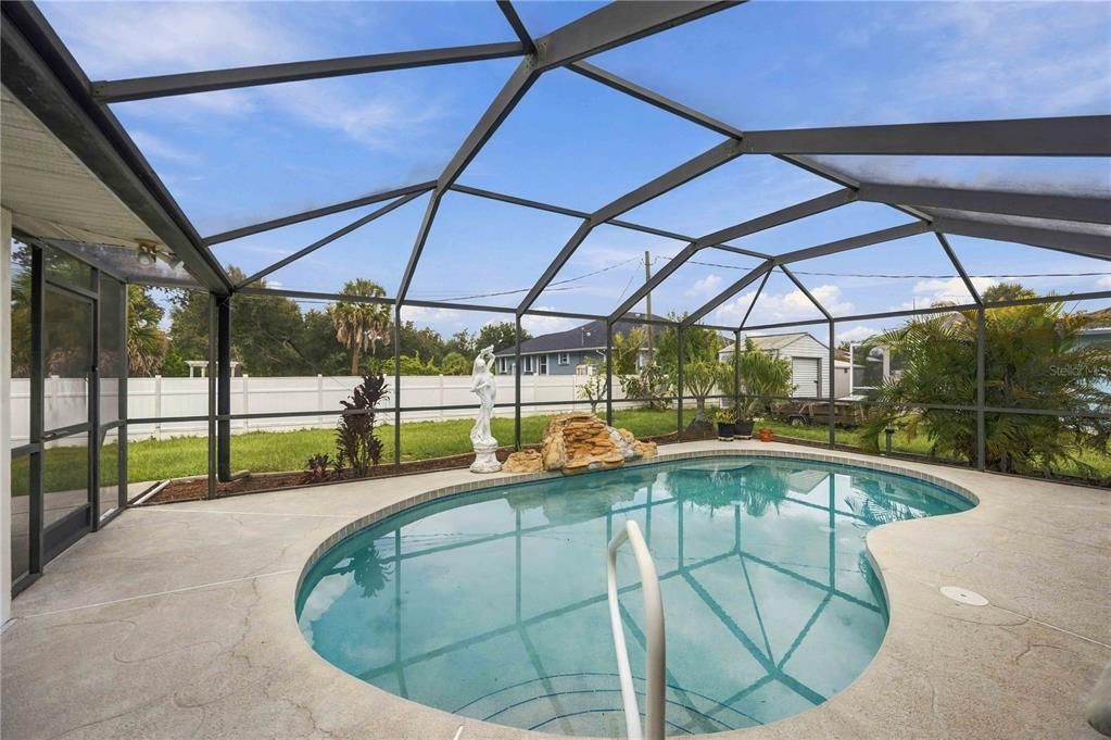 En Venta: $459,000 (3 camas, 2 baños, 1828 Pies cuadrados)