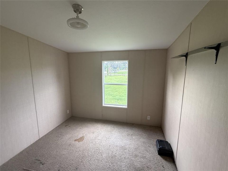 For Sale: $97,500 (4 beds, 2 baths, 1620 Square Feet)