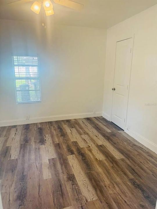 For Rent: $1,950 (3 beds, 1 baths, 1200 Square Feet)
