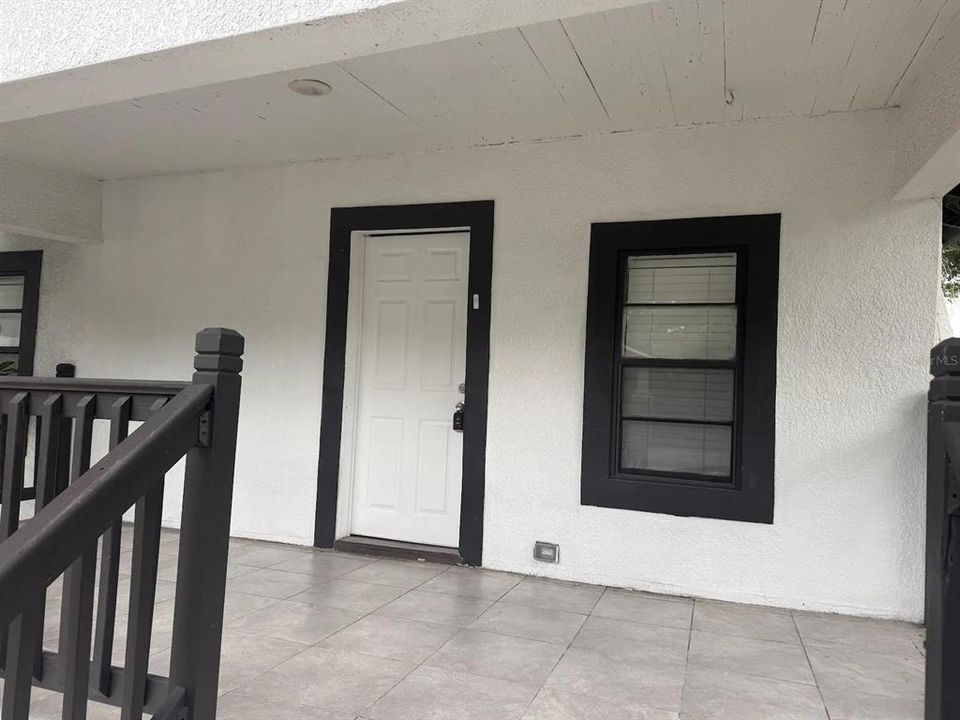 For Rent: $1,950 (3 beds, 1 baths, 1200 Square Feet)