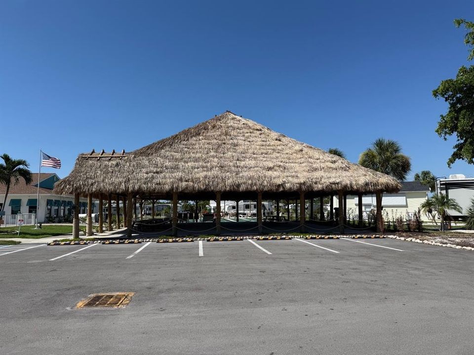 На продажу: $85,000 (0.05 acres)