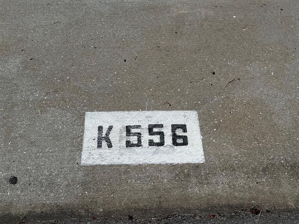 На продажу: $85,000 (0.05 acres)