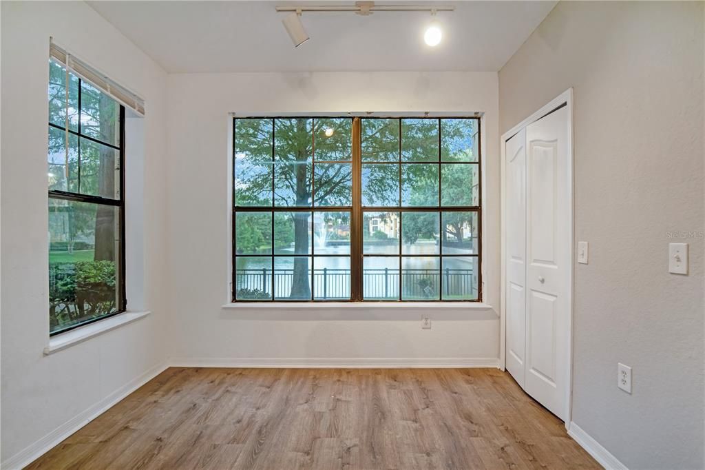 For Sale: $148,000 (1 beds, 1 baths, 641 Square Feet)