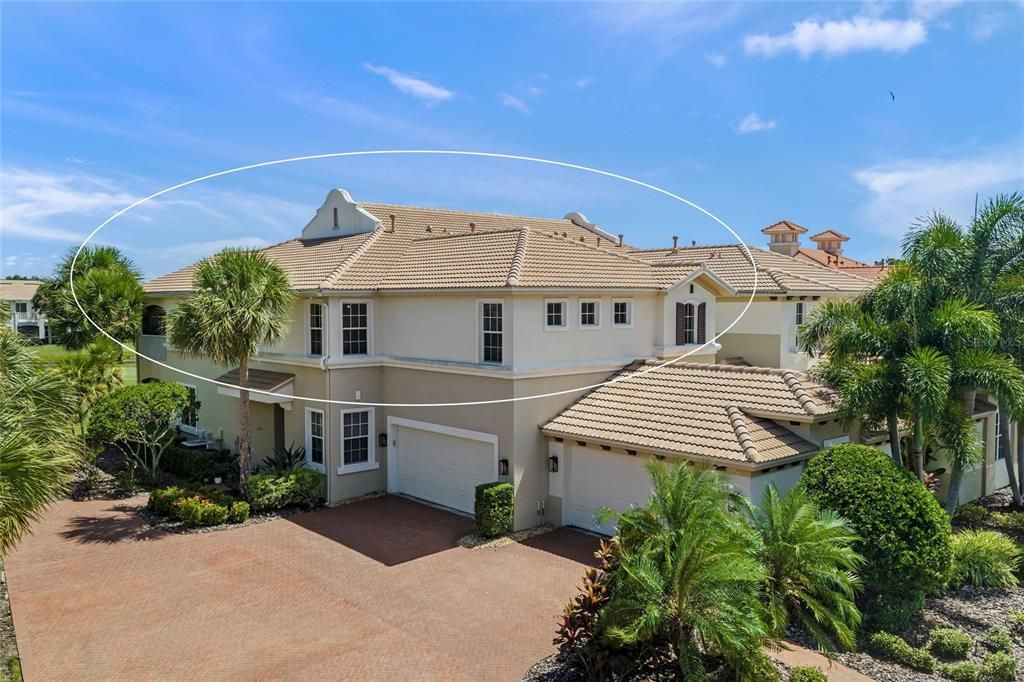 For Sale: $599,000 (3 beds, 2 baths, 2343 Square Feet)
